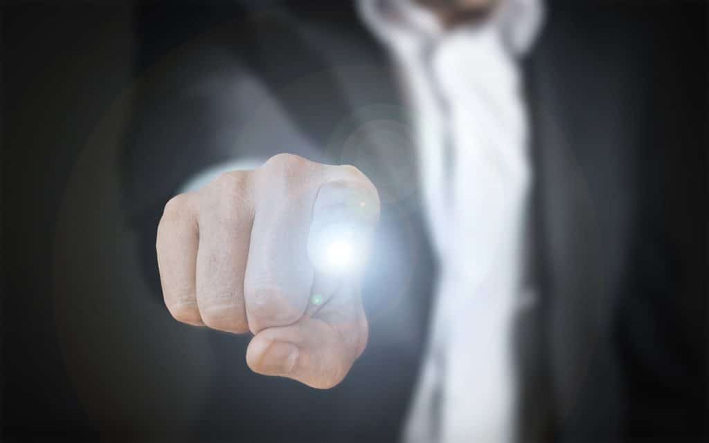 7 avantages d’Internet par fibre hybride par rapport au câble